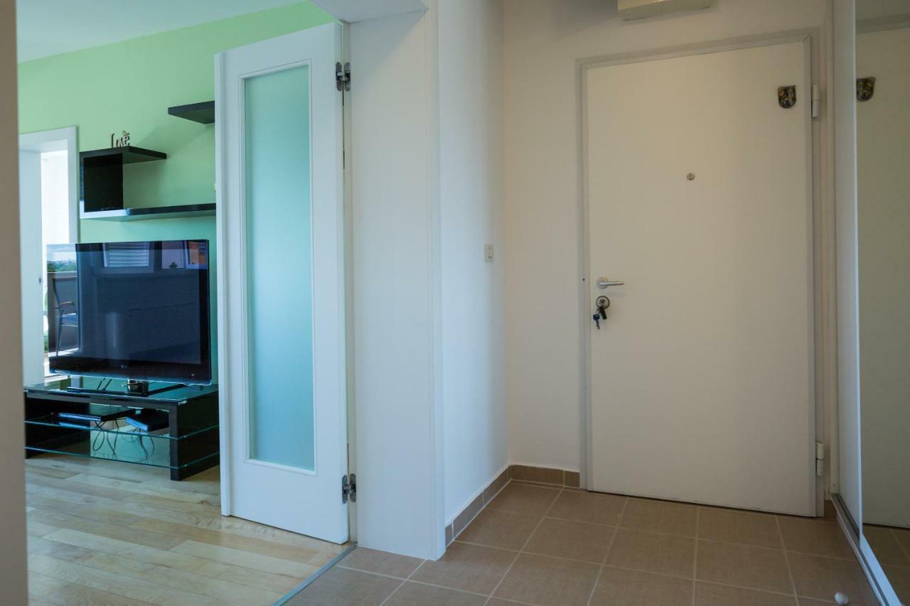 Apartment Pavic - Private Parking Zadar Zewnętrze zdjęcie