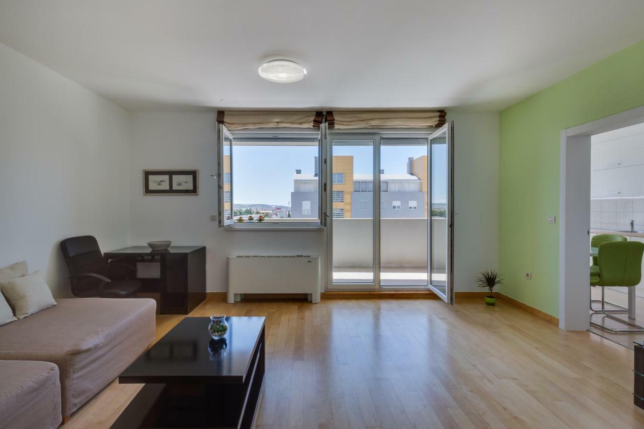 Apartment Pavic - Private Parking Zadar Zewnętrze zdjęcie