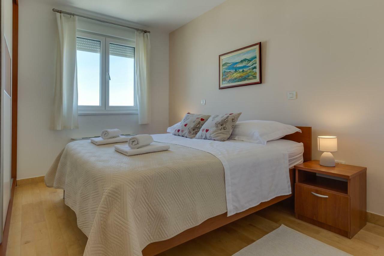 Apartment Pavic - Private Parking Zadar Zewnętrze zdjęcie
